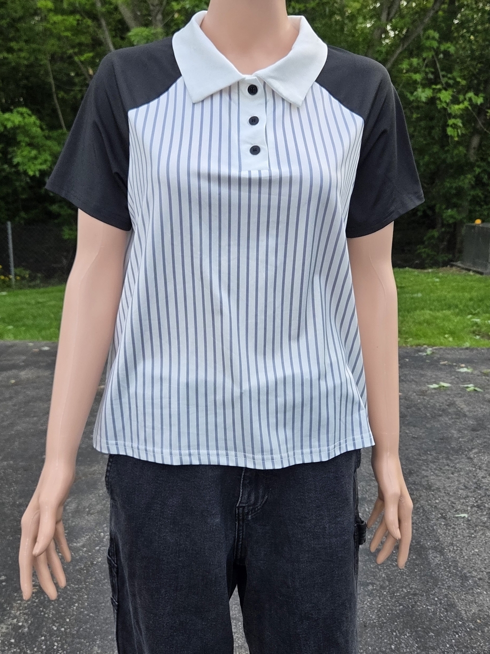 SHEIN Black and White Pinstripe Polo Short Sleeve Tee